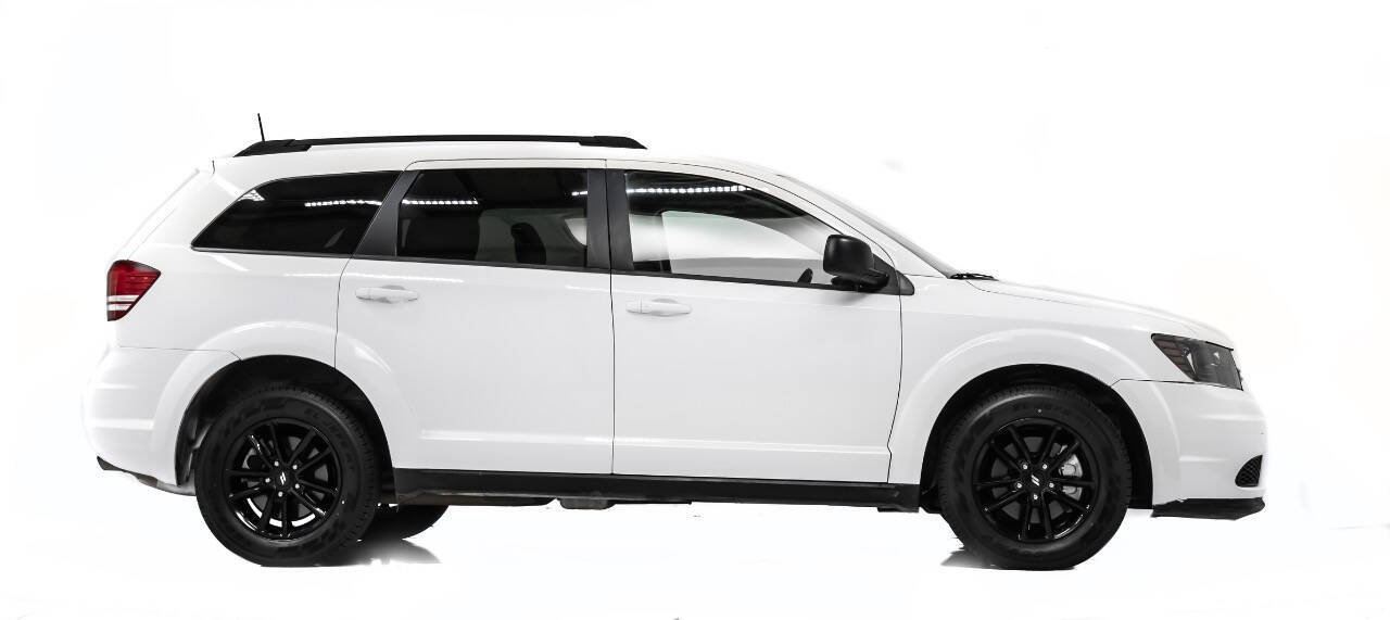 Used 2020 Dodge Journey SE w/ SE Popular Equipment Group FWD image 5