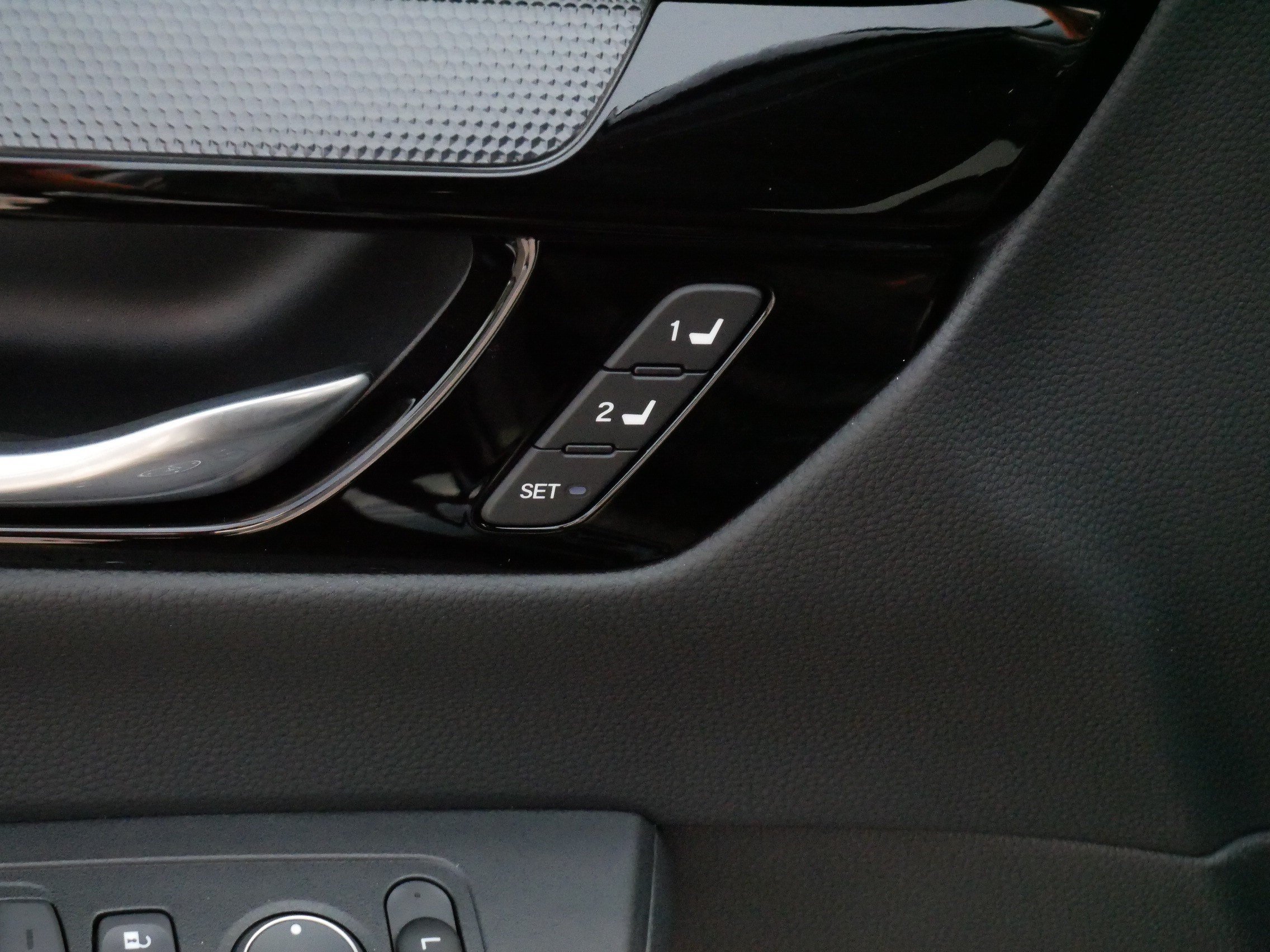 Certified 2026 Honda CR-V Sport Touring image 19