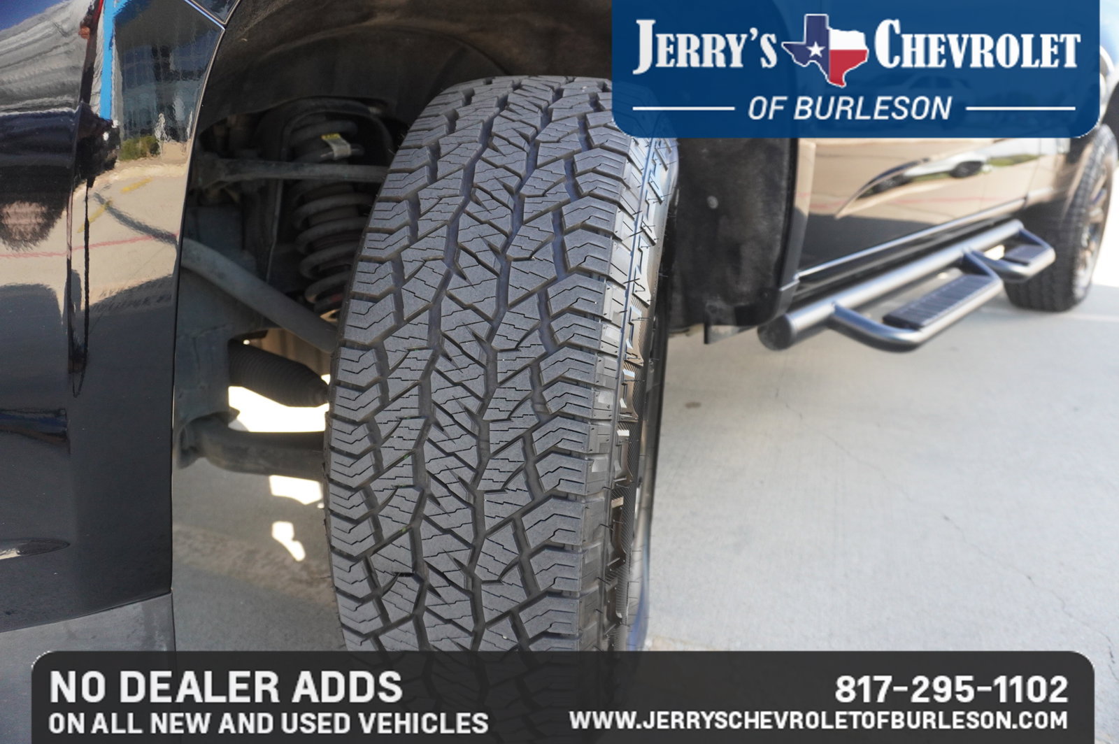 Used 2021 Chevrolet Colorado LT w/ Safety Package RWD image 14