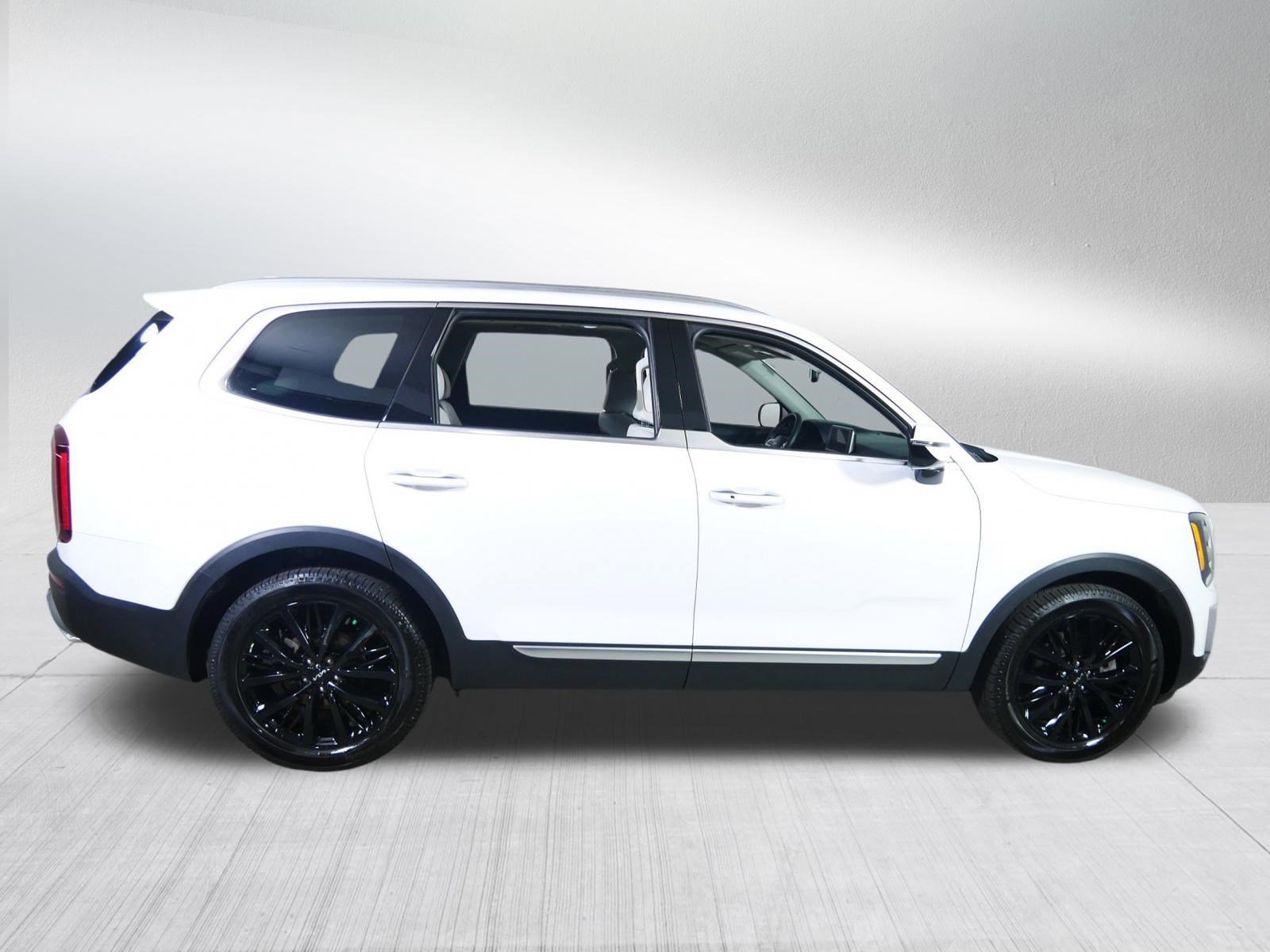 Used 2022 Kia Telluride SX w/ SX Prestige Package AWD/4WD image 8