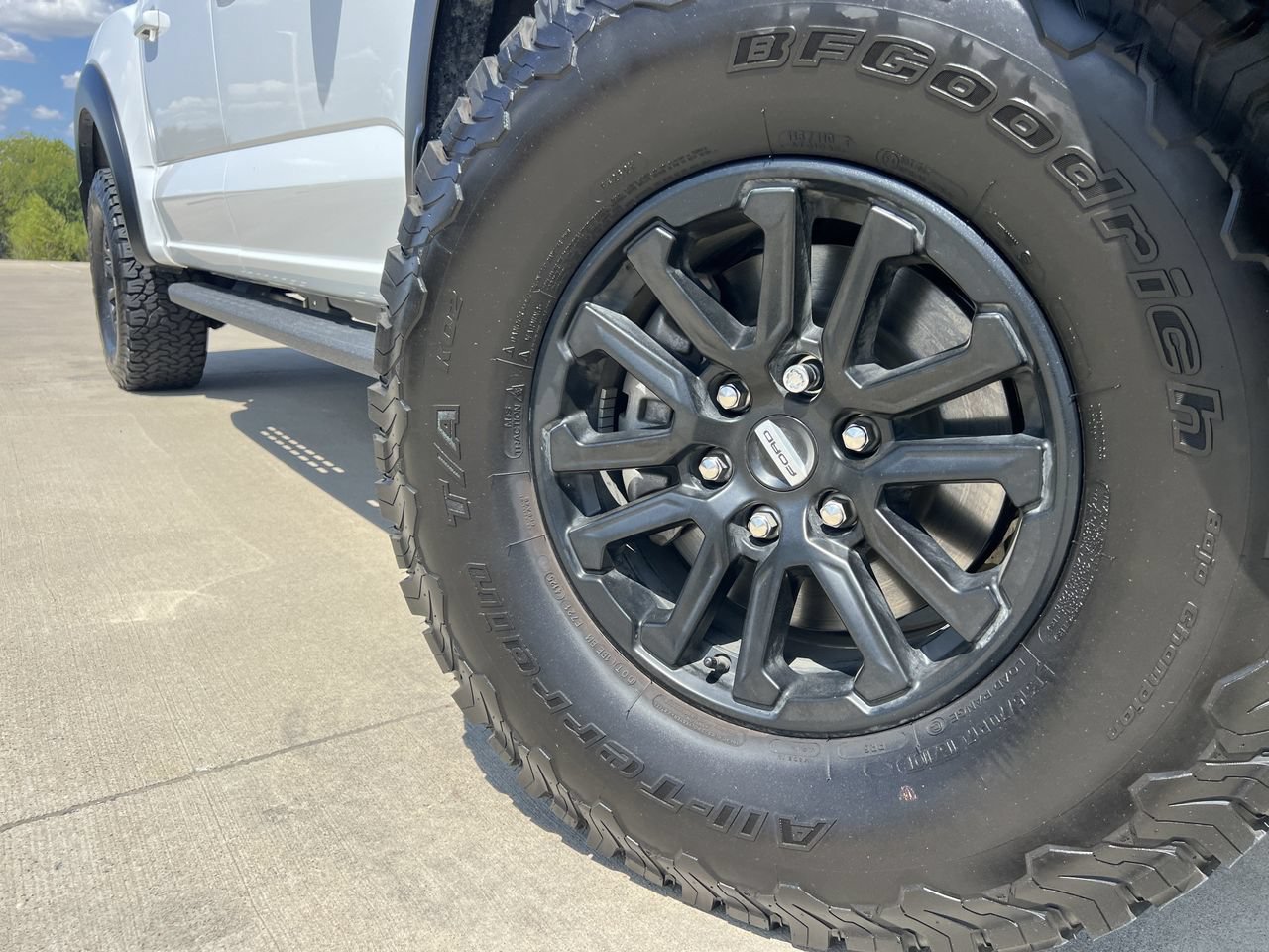 Used 2026 Ford F150 Raptor AWD/4WD image 6