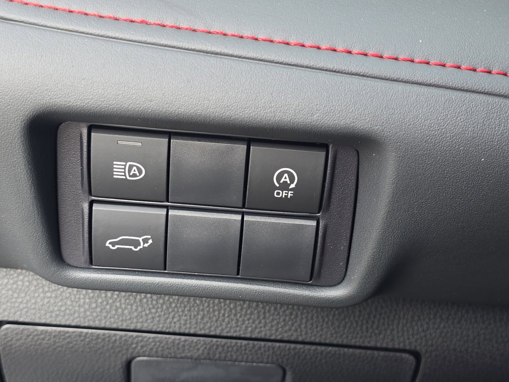 New 2025 Toyota Highlander XSE image 28