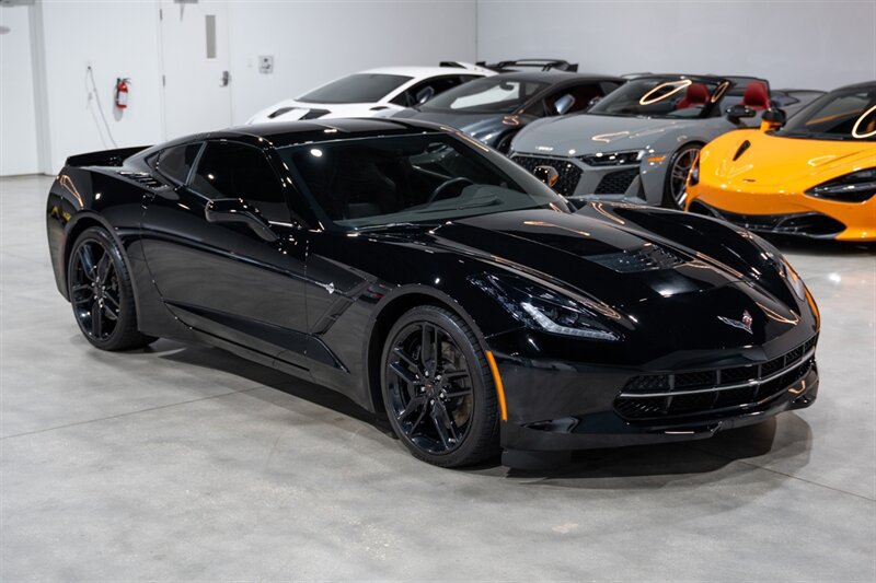 Used 2017 Chevrolet Corvette Stingray Coupe w/ Z51 1LT w/ Battery Protection Package RWD image 8