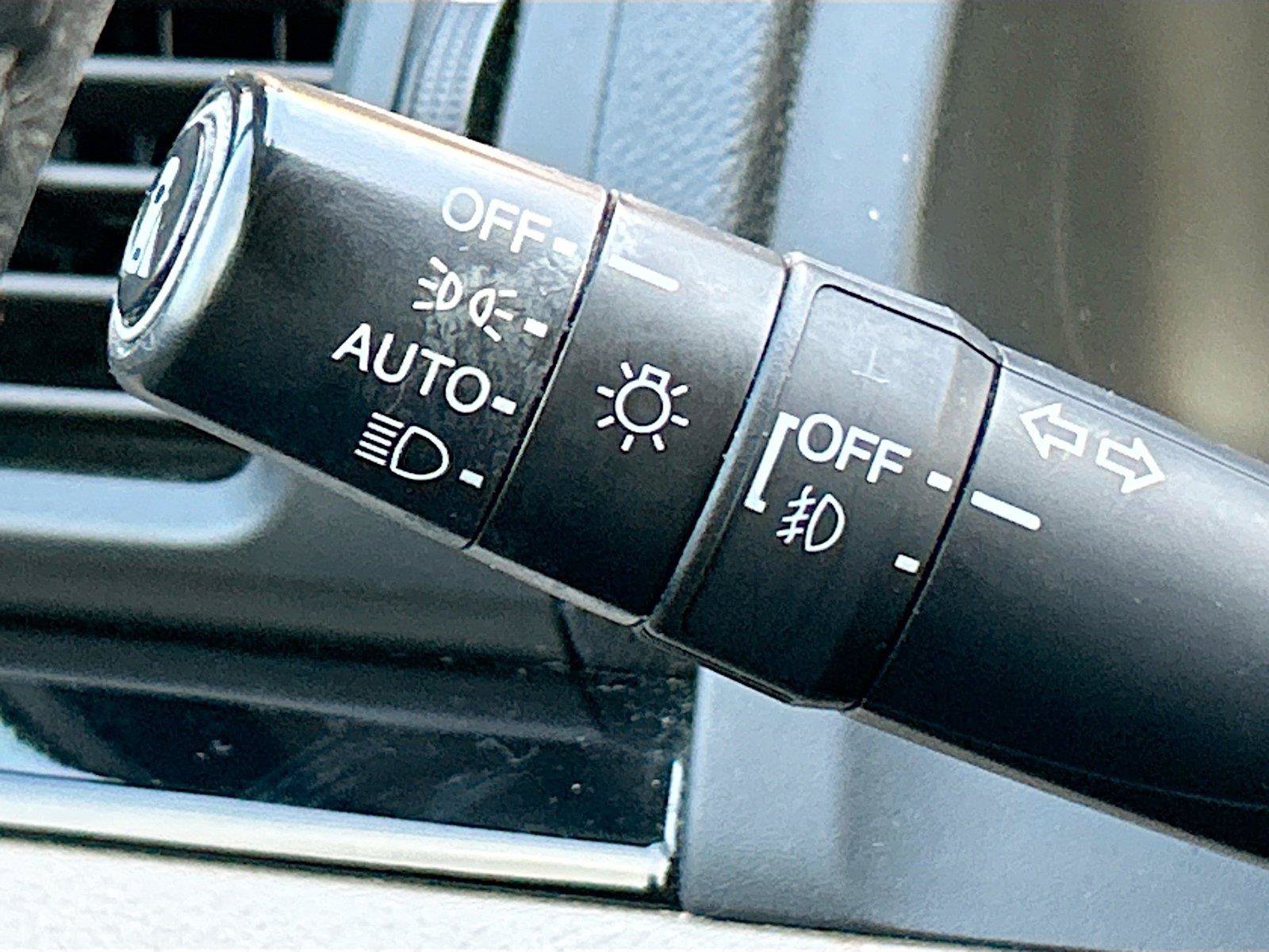 Used 2016 Honda Pilot Touring image 36