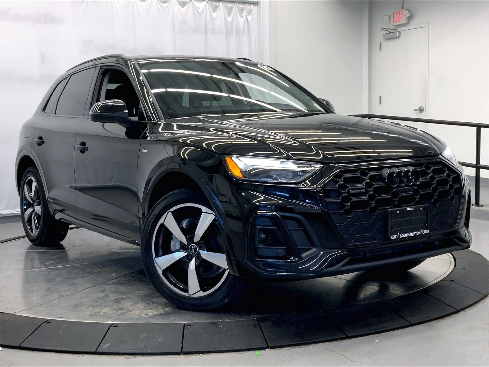 Used 2023 Audi Q5 2.0T Premium Plus w/ Premium Plus Package