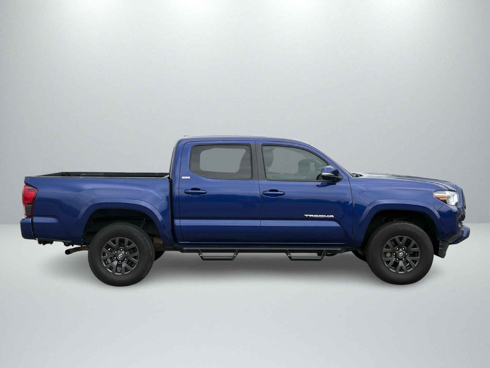 Used 2023 Toyota Tacoma SR5 AWD/4WD image 6