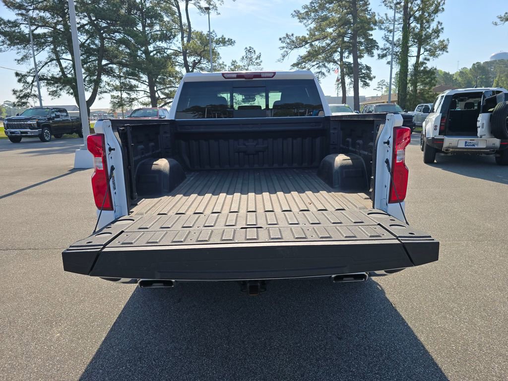 Certified 2025 Chevrolet Silverado 1500 LTZ w/ LTZ Premium Package AWD/4WD image 23