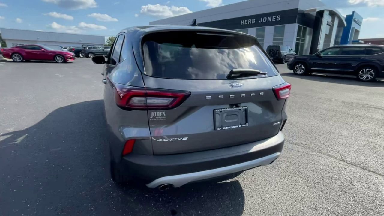 Used 2024 Ford Escape Active image 8