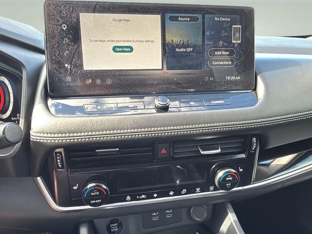 Used 2024 Nissan Rogue SL AWD/4WD image 24