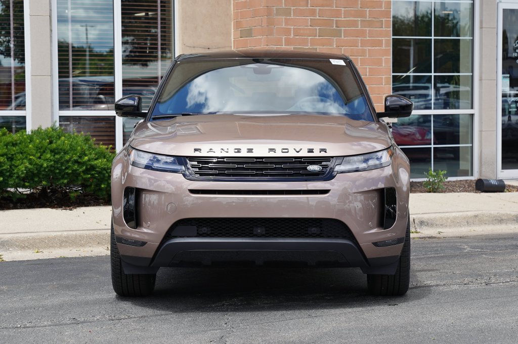 Used 2026 Land Rover Range Rover Evoque S AWD/4WD image 4