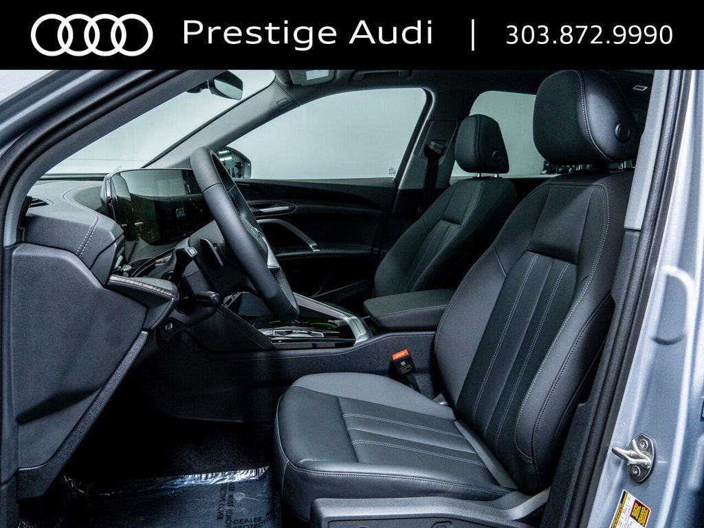 Used 2025 Audi Q5 Premium w/ Convenience Package image 6