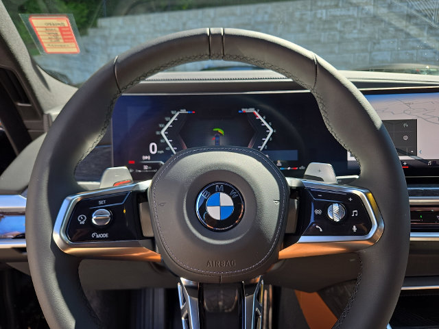 Certified 2026 BMW 760i xDrive AWD/4WD image 19