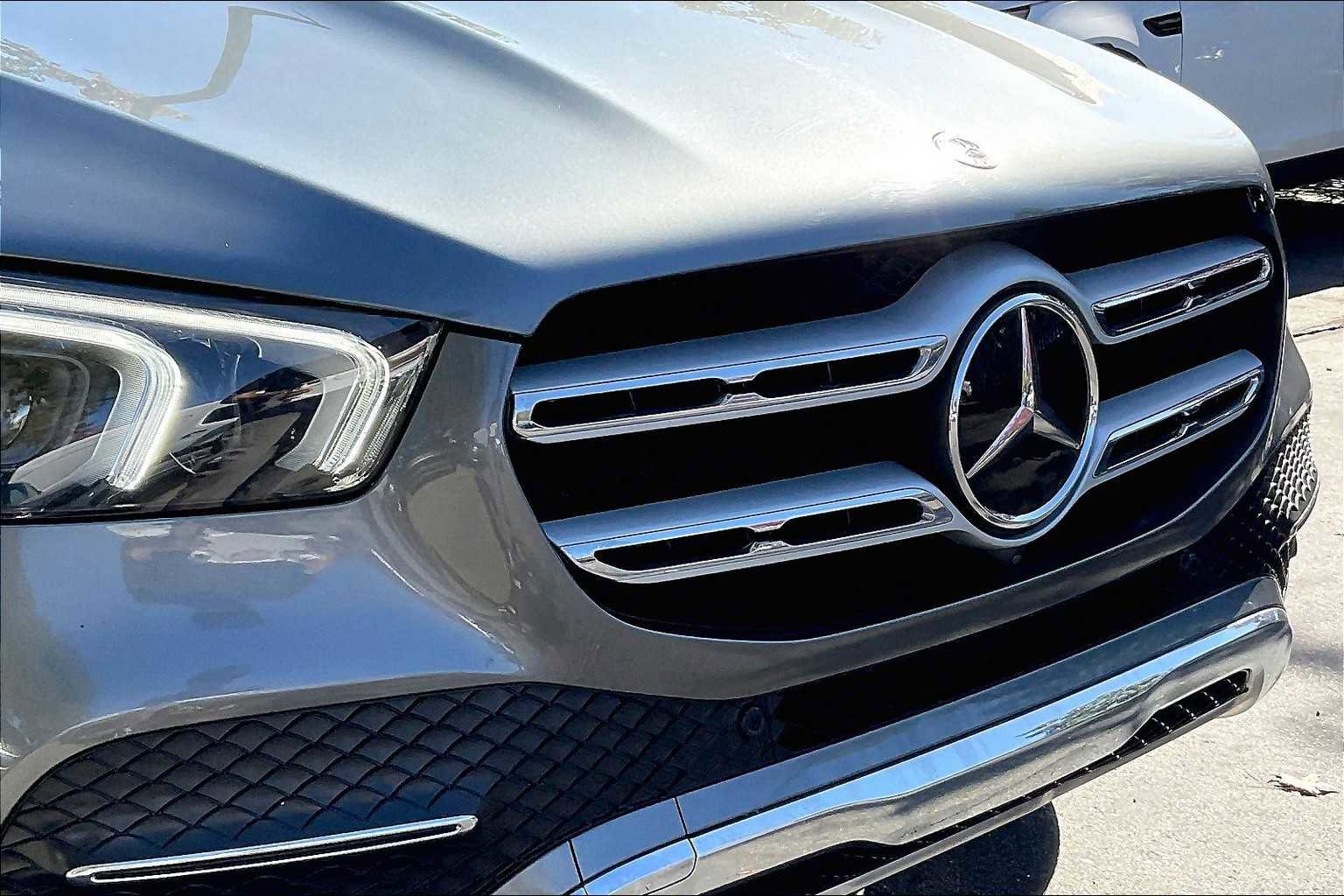 Used 2022 Mercedes-Benz GLE 350 4MATIC image 33