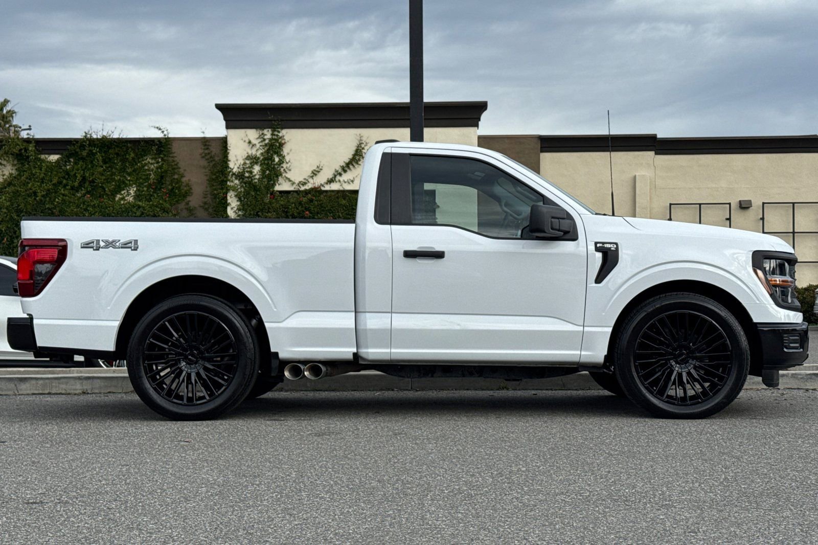 Used 2024 Ford F150 XL image 3