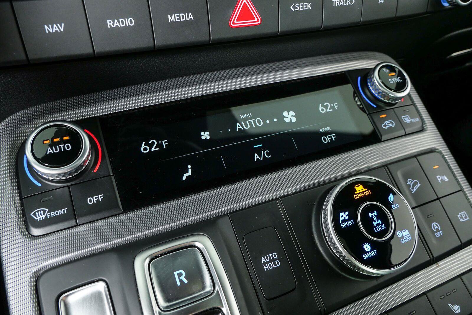 Used 2024 Hyundai Palisade Calligraphy AWD/4WD image 17