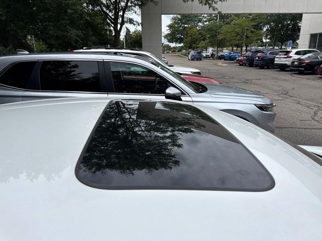 Certified 2025 Honda Accord SE image 8