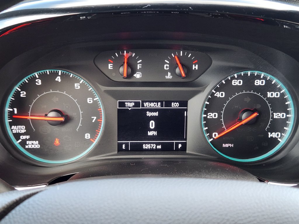 Used 2023 Chevrolet Traverse LS FWD image 18