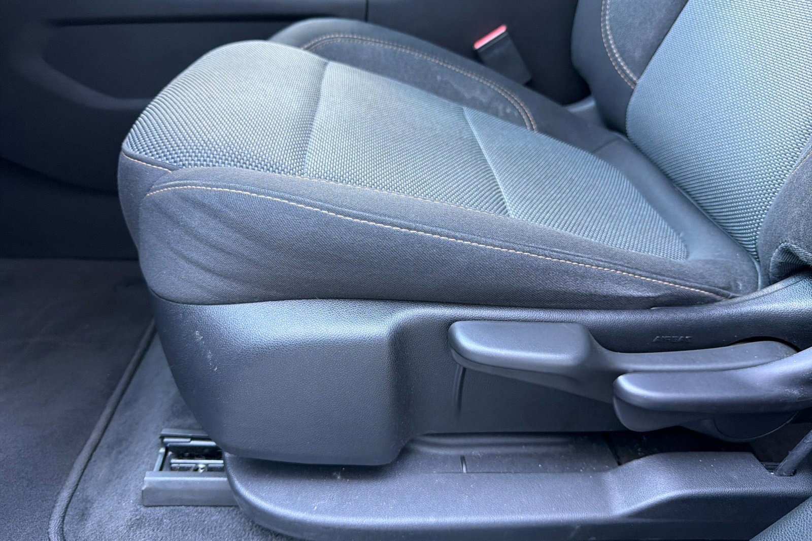 Used 2020 Chevrolet Traverse LS image 14