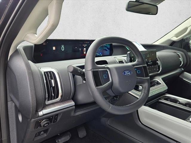 New 2026 Ford Expedition Platinum w/ Platinum Ultimate Package image 3
