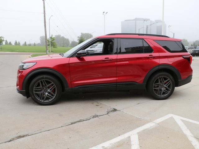 New 2026 Ford Explorer ST w/ Sun And Sound Package AWD/4WD image 4