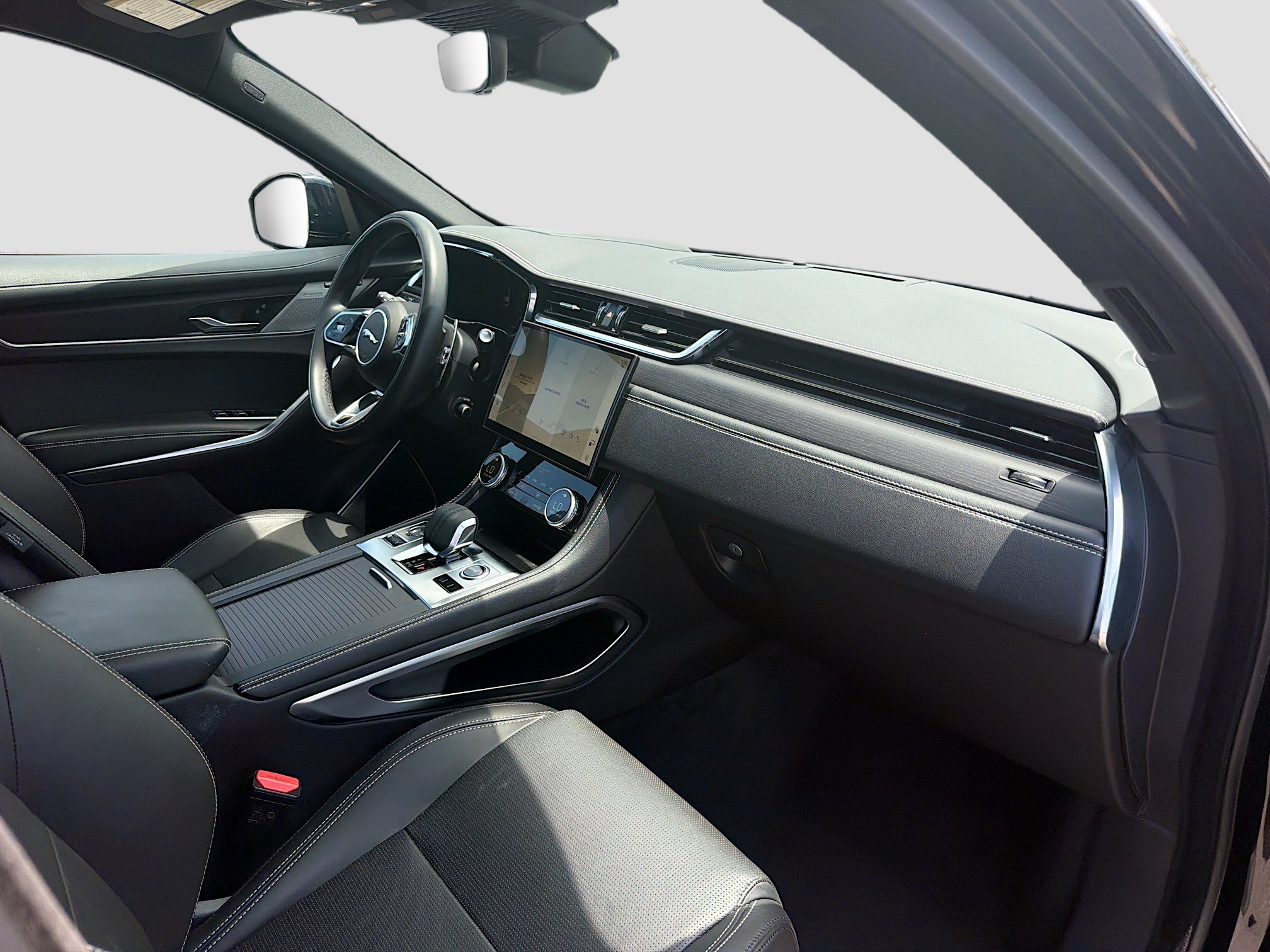 Used 2026 Jaguar F-PACE R-Dynamic S AWD/4WD image 15