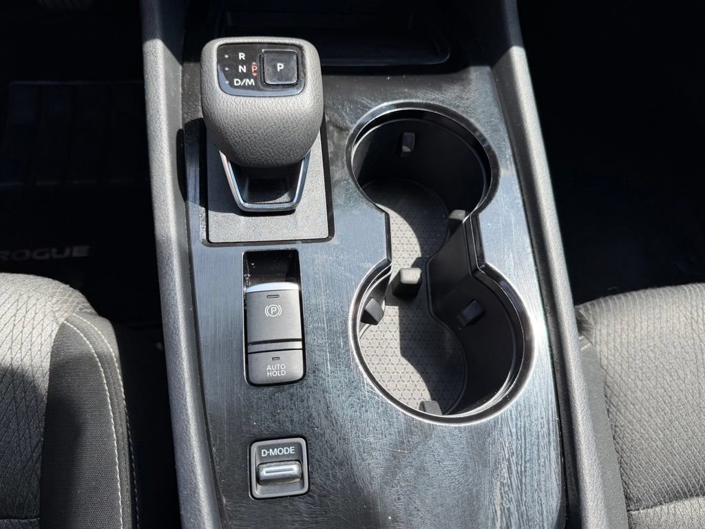 Used 2025 Nissan Rogue SV FWD image 27