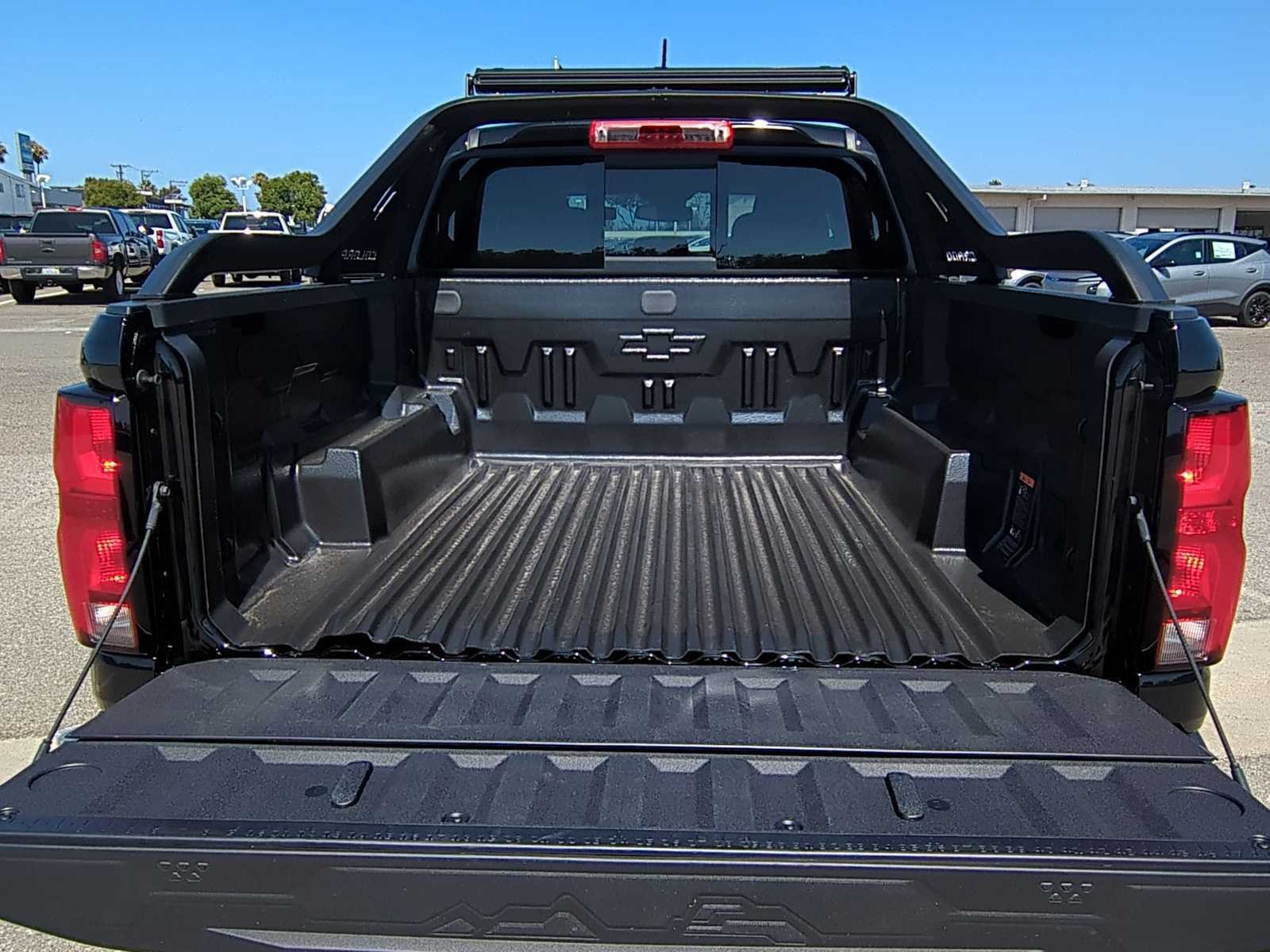 New 2026 Chevrolet Colorado Z71 w/ Midnight Edition AWD/4WD image 25