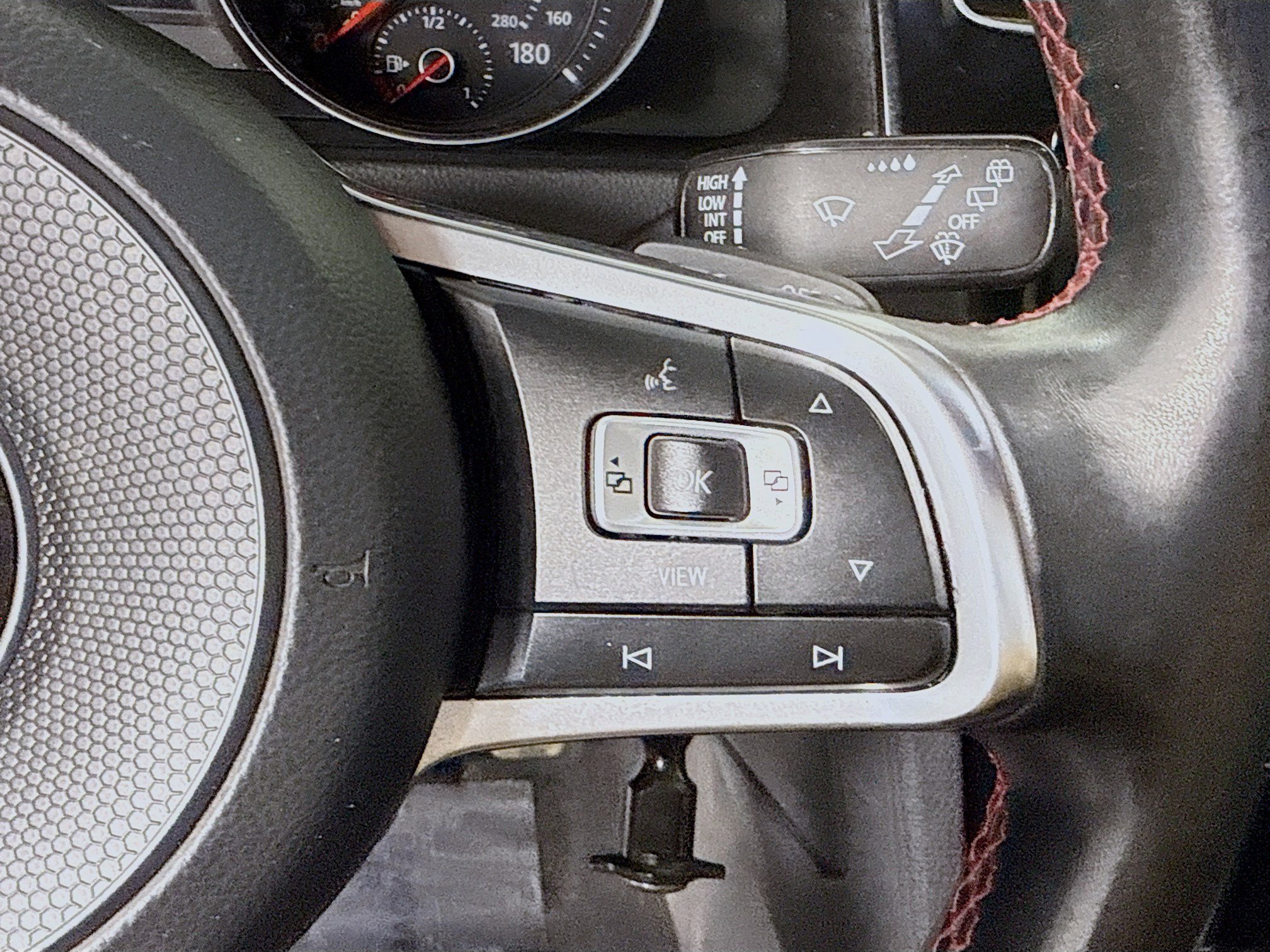 Used 2019 Volkswagen GTI Autobahn image 15