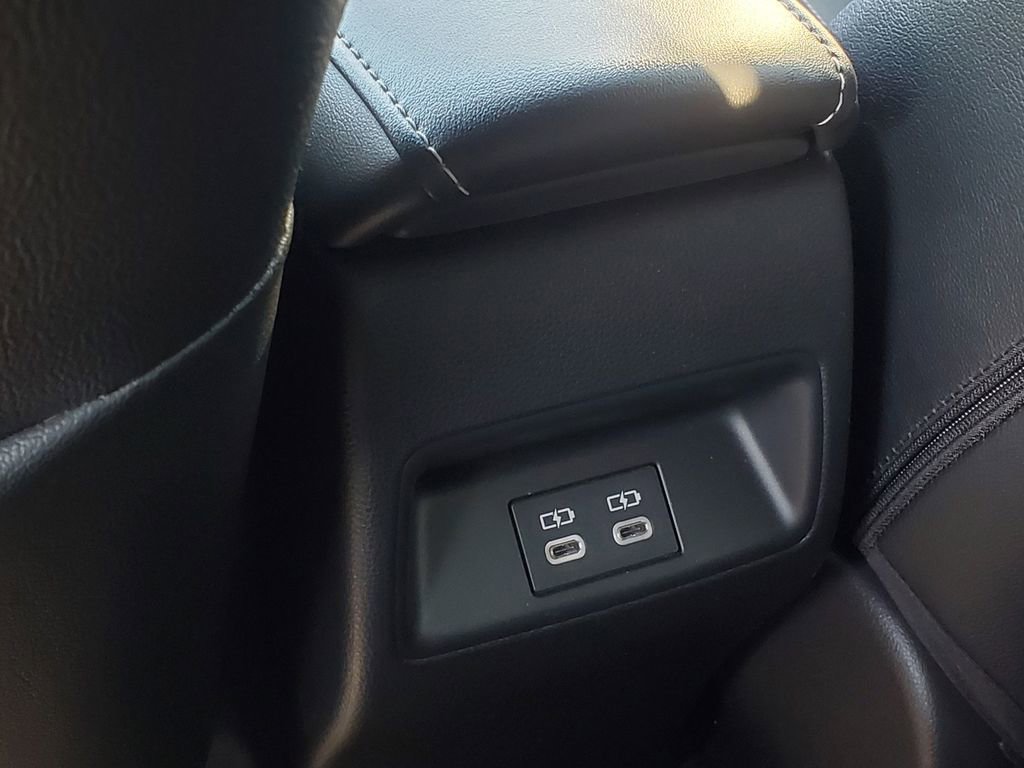 Used 2025 Toyota Corolla XSE image 30