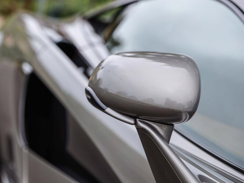 Used 2016 McLaren 570S Coupe RWD image 41
