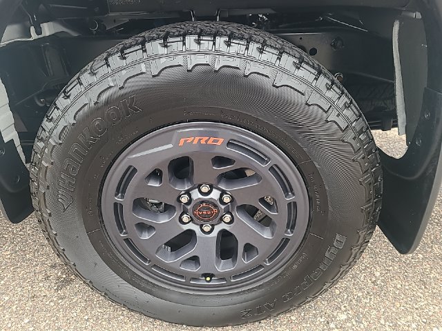 Used 2026 Nissan Frontier PRO-4X w/ Tow Package AWD/4WD image 27