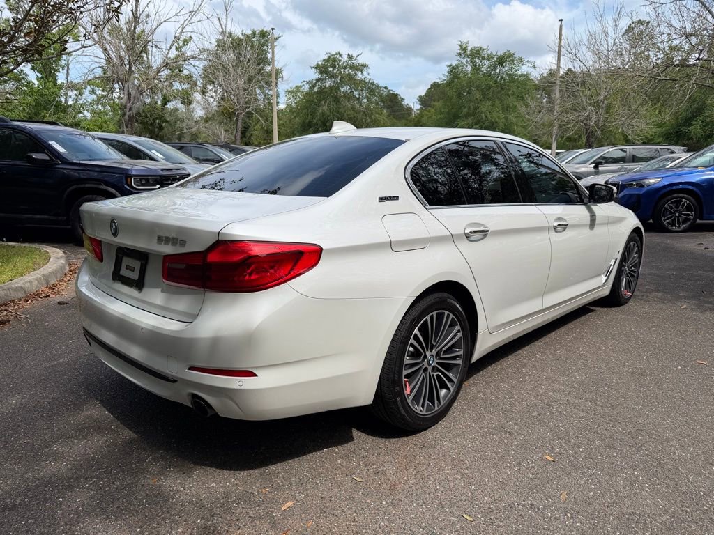 Used 2018 BMW 530e w/ Premium Package image 6