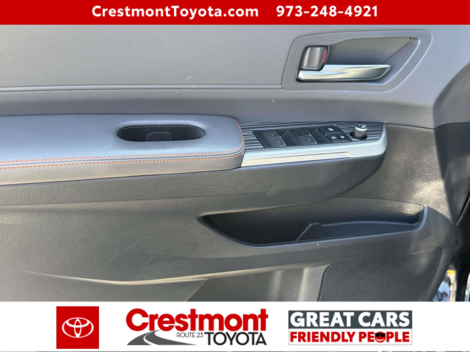 Certified 2021 Toyota Sienna XSE w/ XSE Plus Package FWD image 16