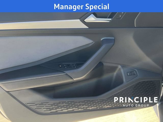 New 2026 Volkswagen Jetta SE FWD image 9