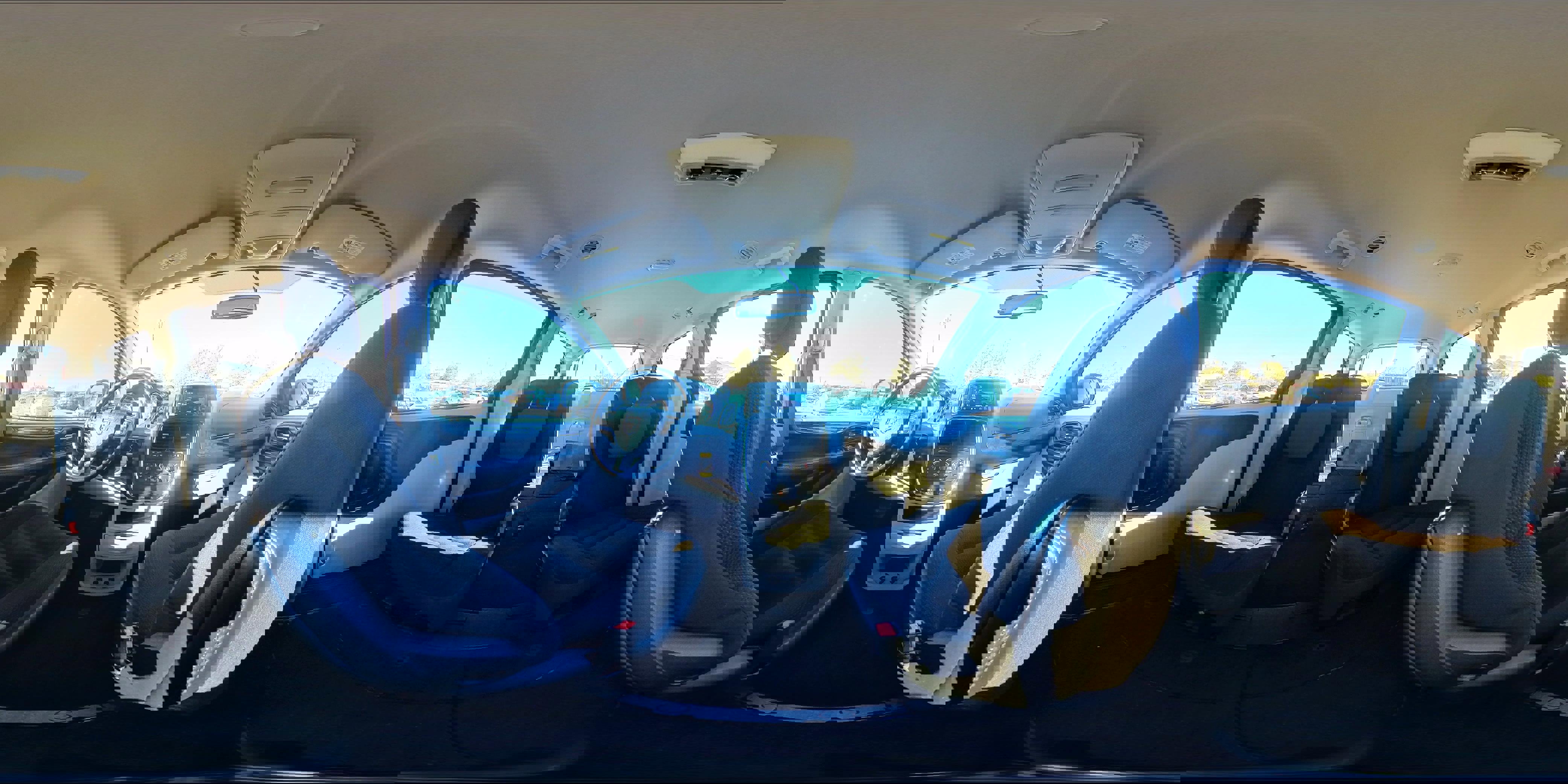 Used 2018 Dodge Grand Caravan SE w/ UConnect Hands-Free Group image 32