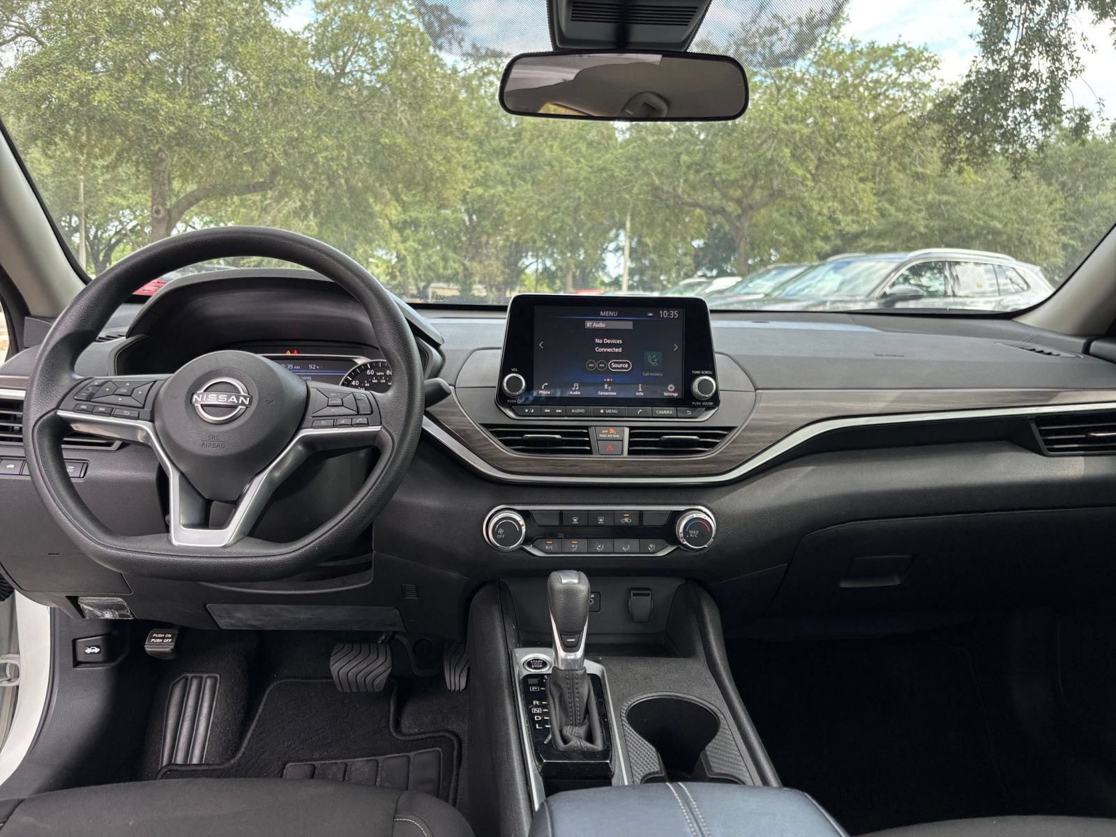 Used 2025 Nissan Altima 2.5 SV FWD image 28