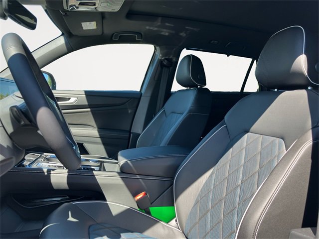 New 2025 Volkswagen Atlas Cross Sport SEL Premium R-Line image 9