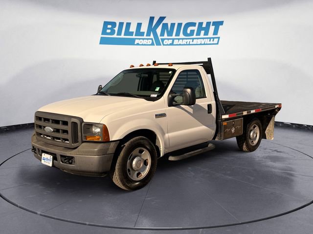Used 2005 Ford F350 XL image 1