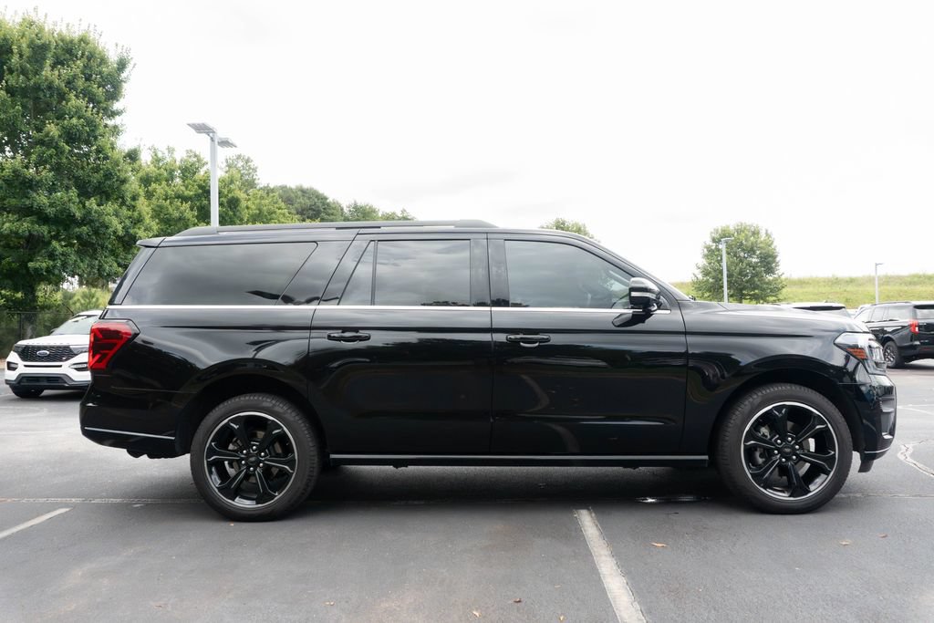 Used 2024 Ford Expedition Max Limited AWD/4WD image 14
