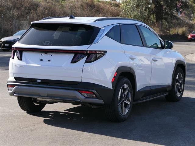 New 2025 Hyundai Tucson SEL image 2