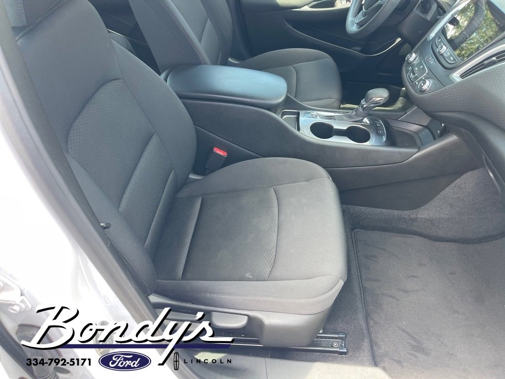 Used 2023 Chevrolet Malibu LS w/ Driver Confidence Package image 22