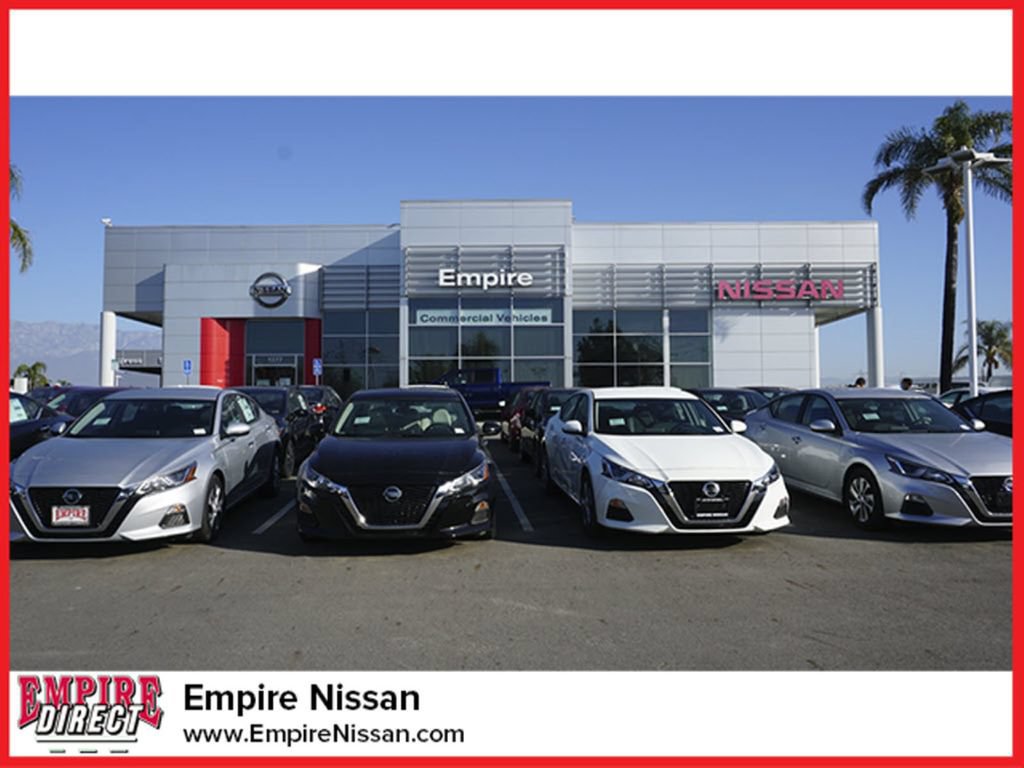 Certified 2023 Nissan Sentra SR FWD image 31