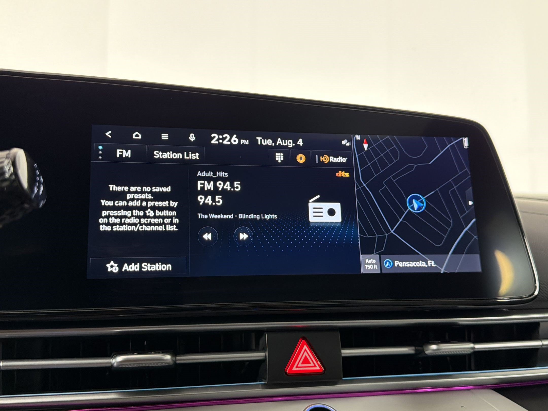 Used 2025 Hyundai Elantra Limited FWD image 19
