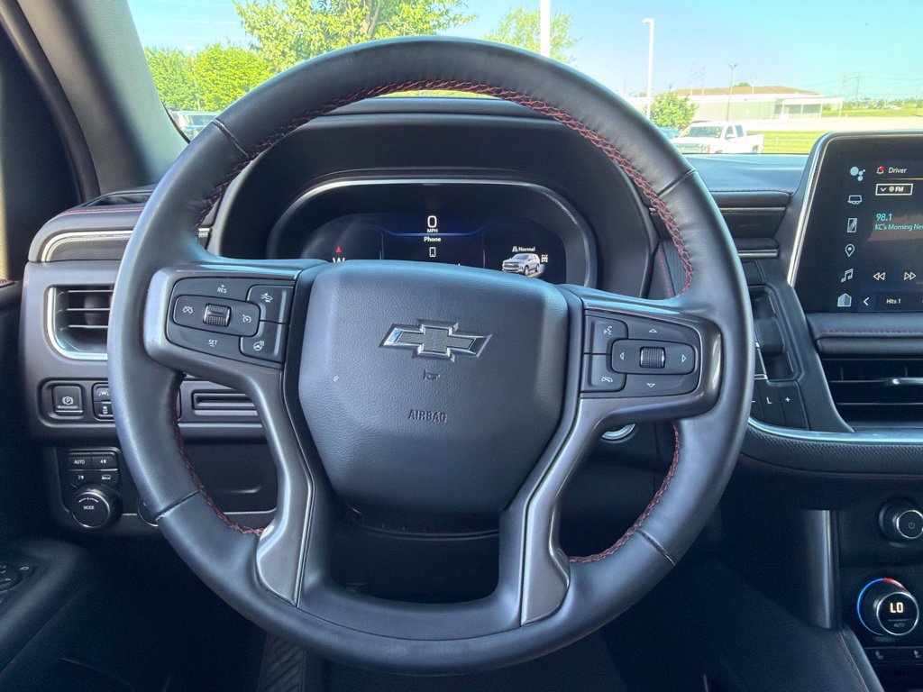 Used 2024 Chevrolet Suburban RST w/ Luxury Package AWD/4WD image 19