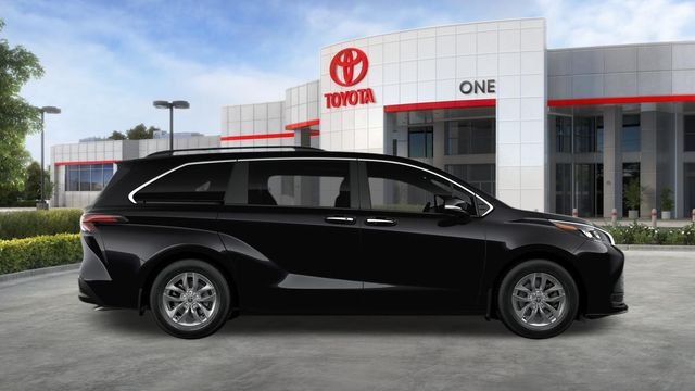 New 2026 Toyota Sienna XLE FWD image 15