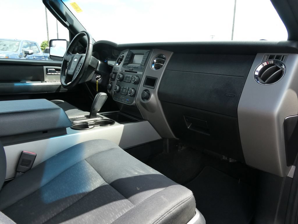 Used 2017 Ford Expedition EL XLT AWD/4WD image 14