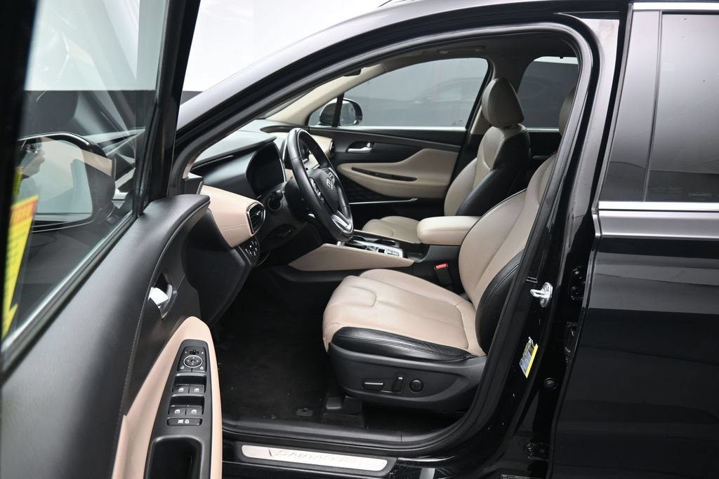Used 2019 Hyundai Santa Fe Limited AWD/4WD image 11