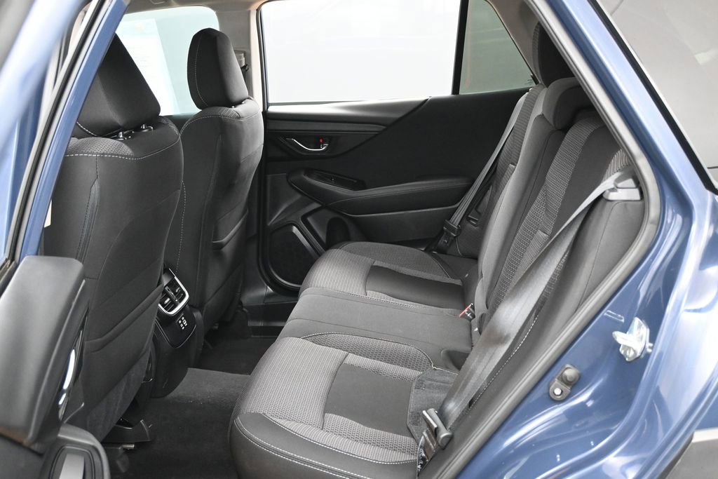 Used 2023 Subaru Outback Premium AWD/4WD image 33