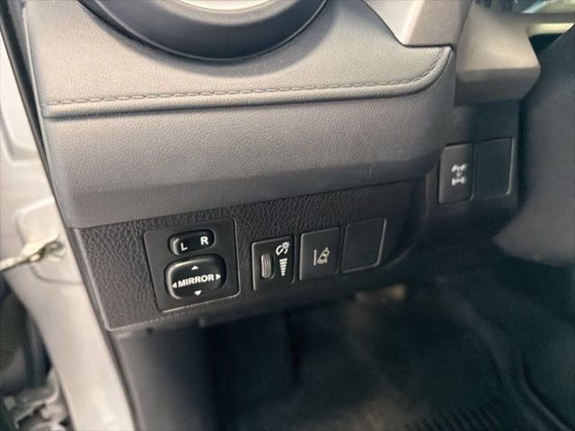 Used 2018 Toyota RAV4 LE w/ All Weather Liner Package image 15