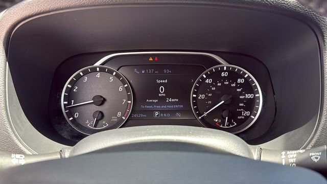 Used 2024 Nissan Frontier SV w/ SV Convenience Package RWD image 23